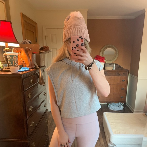 PUMA WORKOUT SWEATSHIRT - Picture 2 of 8